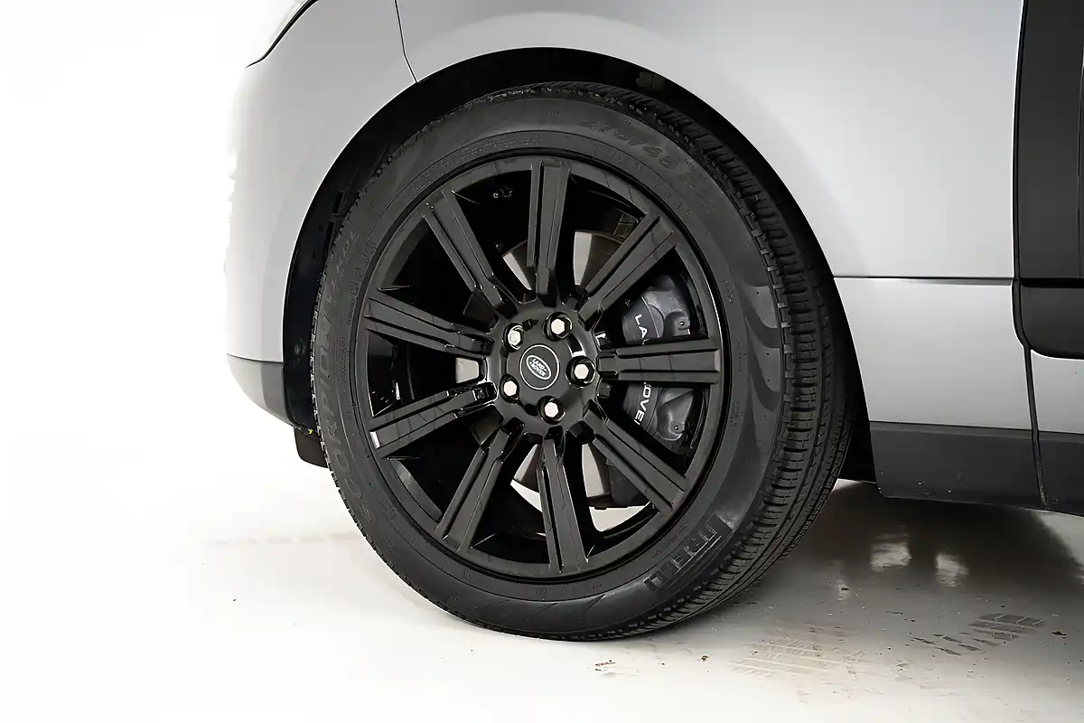 Used 2021 Land Rover Range Rover Westminster Black Grey - Interior and Exterior details 14