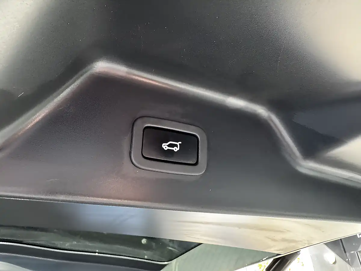 Used 2021 Land Rover Range Rover Westminster Black Grey - Interior and Exterior details 19