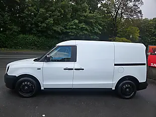 Used 2021 Levc VN5 Business Van White - Interior and Exterior details 4