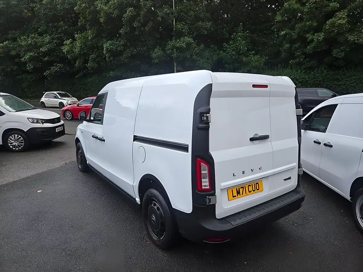 Used 2021 Levc VN5 Business Van White - Interior and Exterior details 9