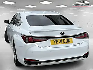 Used 2021 Lexus Es F Sport White - Interior and Exterior details 6