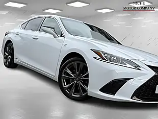 Used 2021 Lexus Es F Sport White - Interior and Exterior details 8
