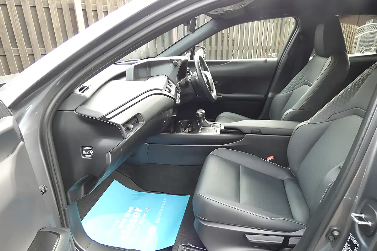 Used 2021 Lexus Ux Grey - Interior and Exterior details 11
