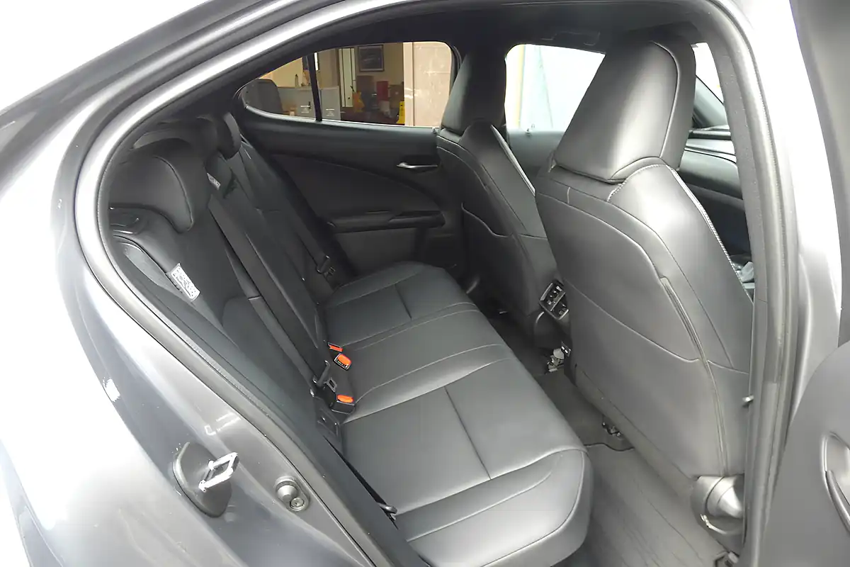 Used 2021 Lexus Ux Grey - Interior and Exterior details 14