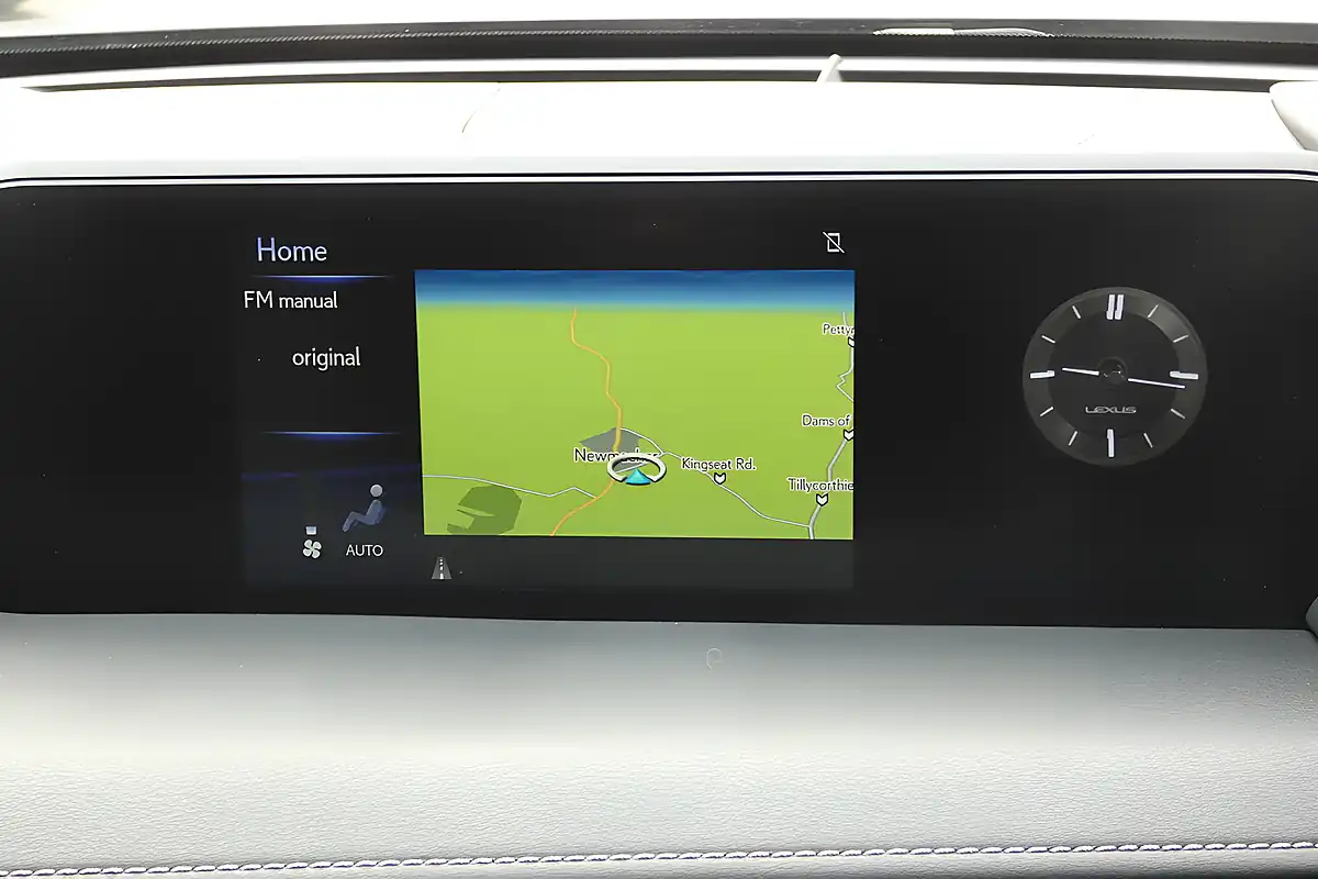 Used 2021 Lexus Ux Grey - Interior and Exterior details 16