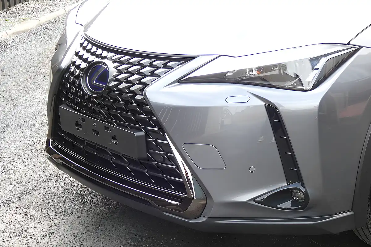 Used 2021 Lexus Ux Grey - Interior and Exterior details 6