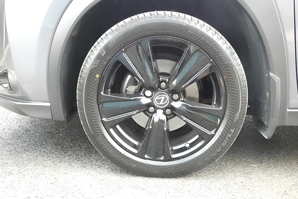 Used 2021 Lexus Ux Grey - Interior and Exterior details 8