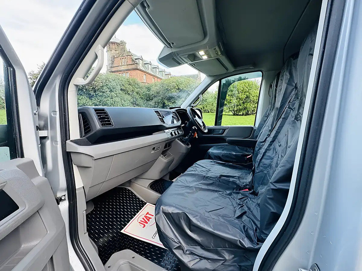 Used 2021 Man Tge Dropside Silver - Interior and Exterior details 8