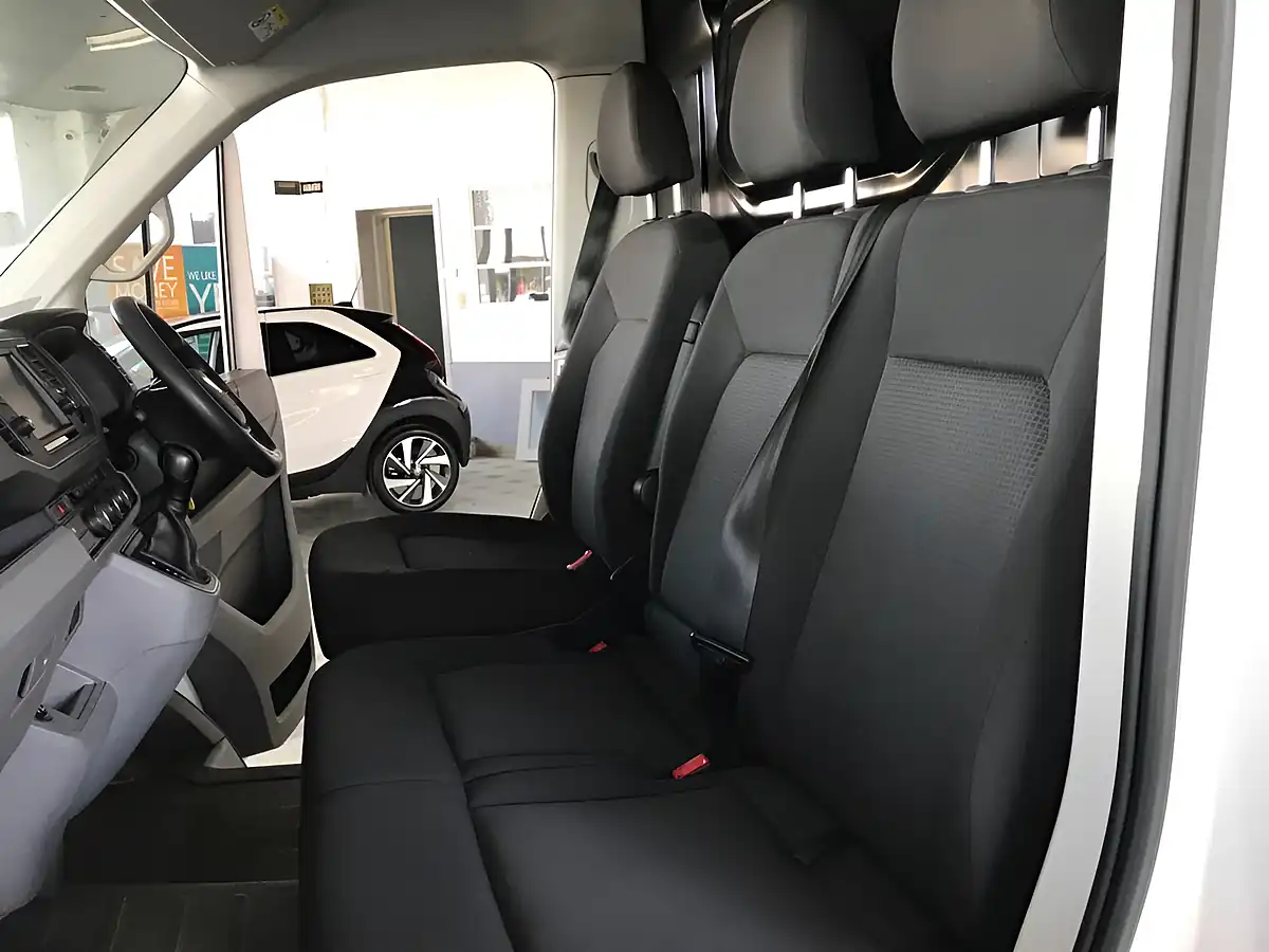Used 2021 Man Tge High Roof White - Interior and Exterior details 14