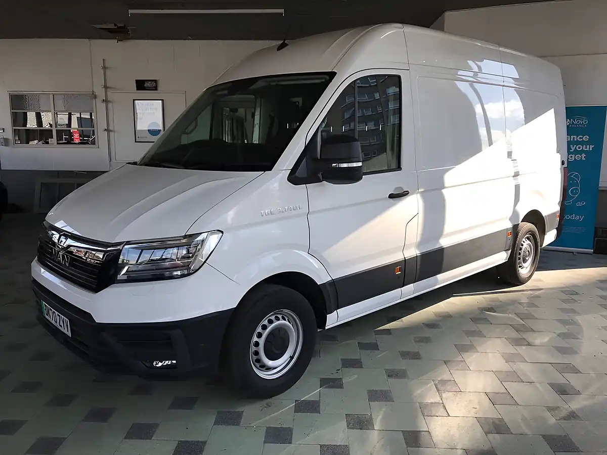 Used 2021 Man Tge High Roof White - Interior and Exterior details 5