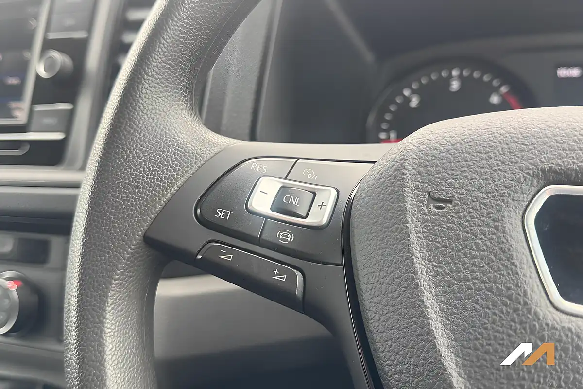 Used 2021 Man Tge Standard Medium Roof Grey - Interior and Exterior details 12