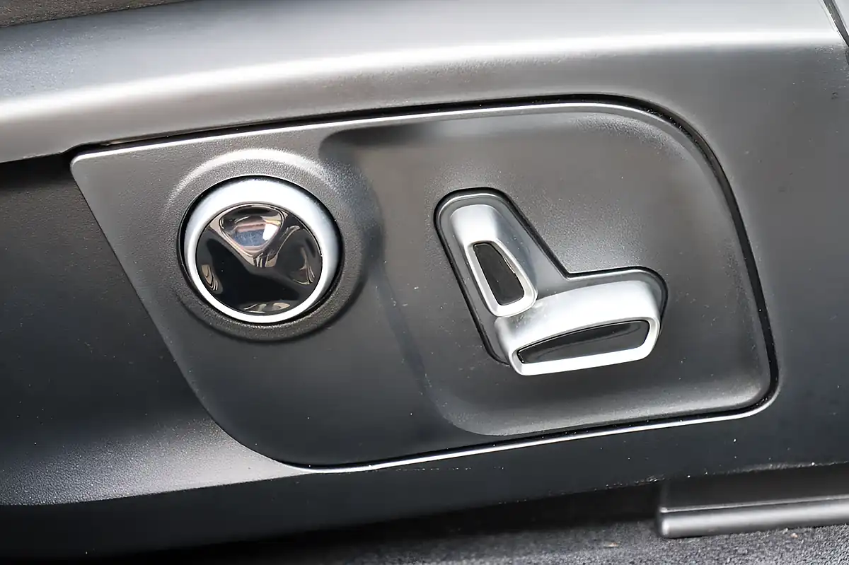 Used 2021 Maserati Levante GT Grey - Interior and Exterior details 15