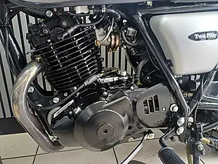 Used 2021 Mash Two Fifty 250 Scrambler Matt Silver - Interior and Exterior details 10