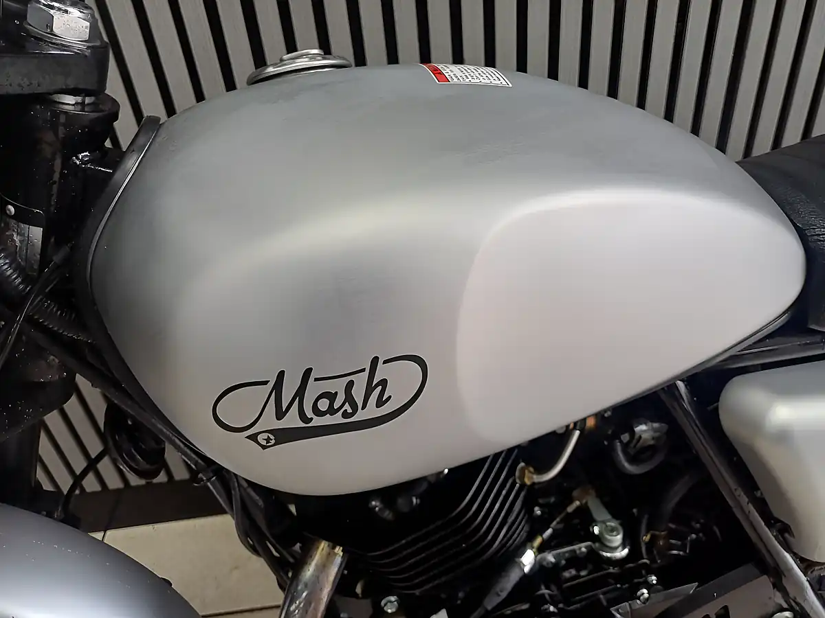 Used 2021 Mash Two Fifty 250 Scrambler Matt Silver - Interior and Exterior details 12