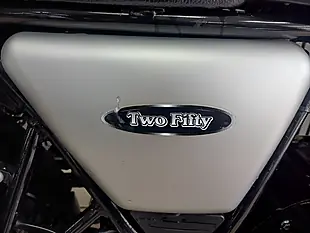 Used 2021 Mash Two Fifty 250 Scrambler Matt Silver - Interior and Exterior details 13