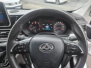 Used 2021 Maxus Deliver 9 Lux High Roof White - Interior and Exterior details 14