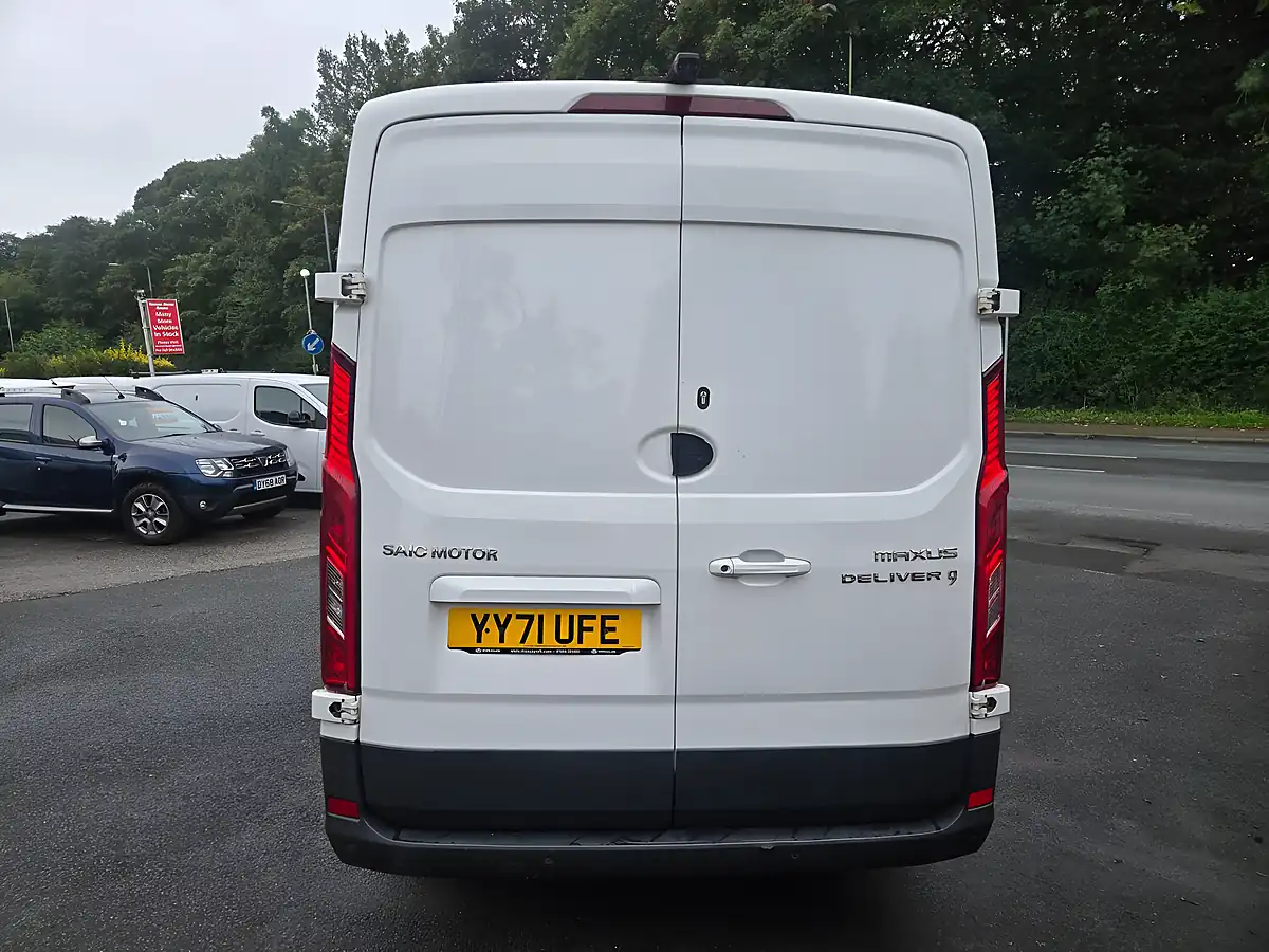 Used 2021 Maxus Deliver 9 Lux High Roof White - Interior and Exterior details 9