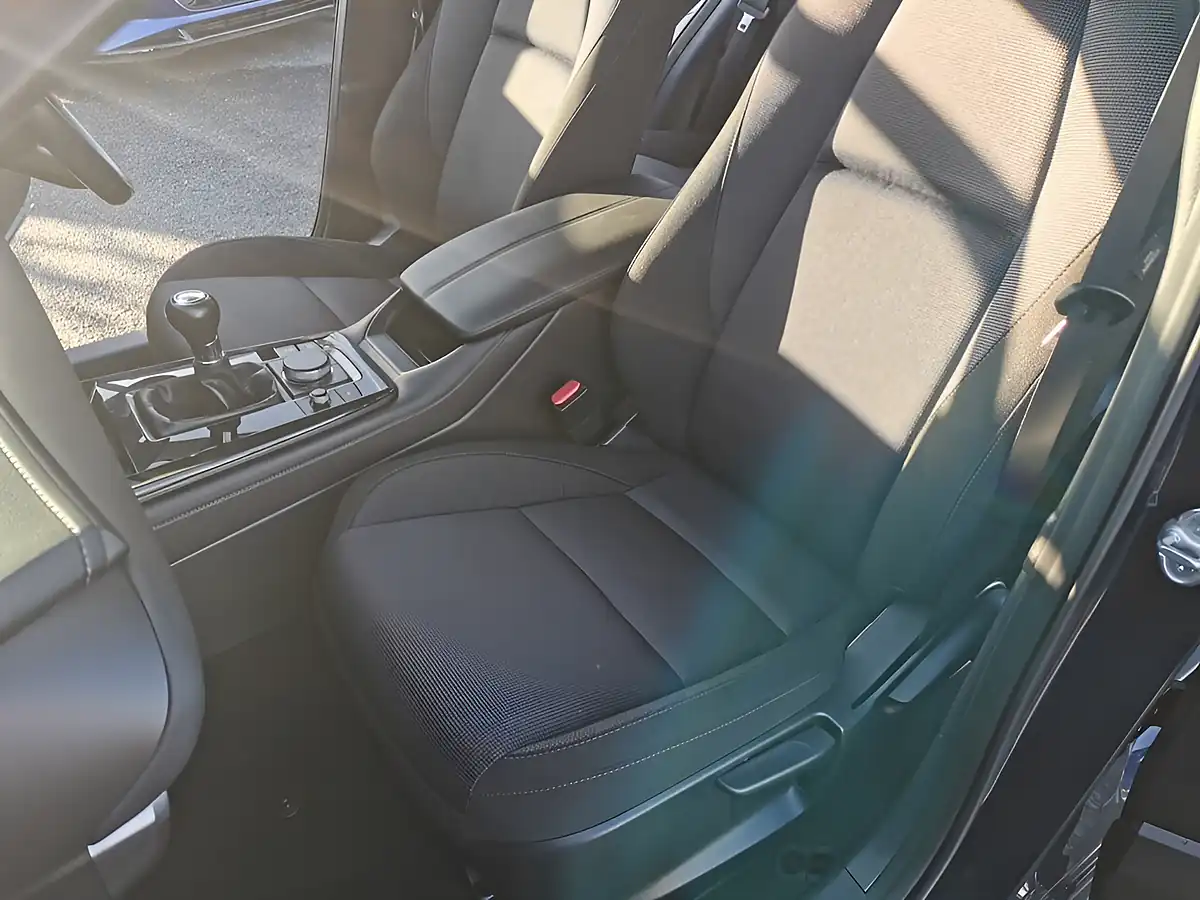Used 2021 Mazda CX-30 Se-L Deep Crystal Blue - Interior and Exterior details 13