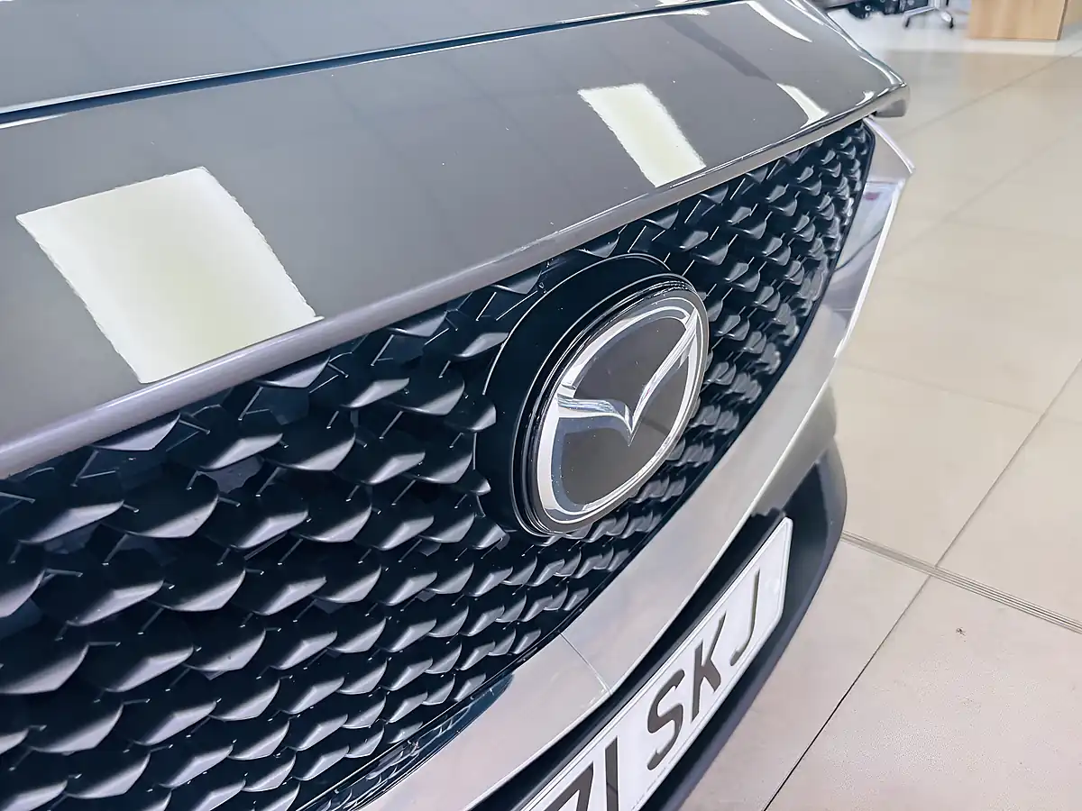 Used 2021 Mazda CX-30 Se-L Lux Grey - Interior and Exterior details 7