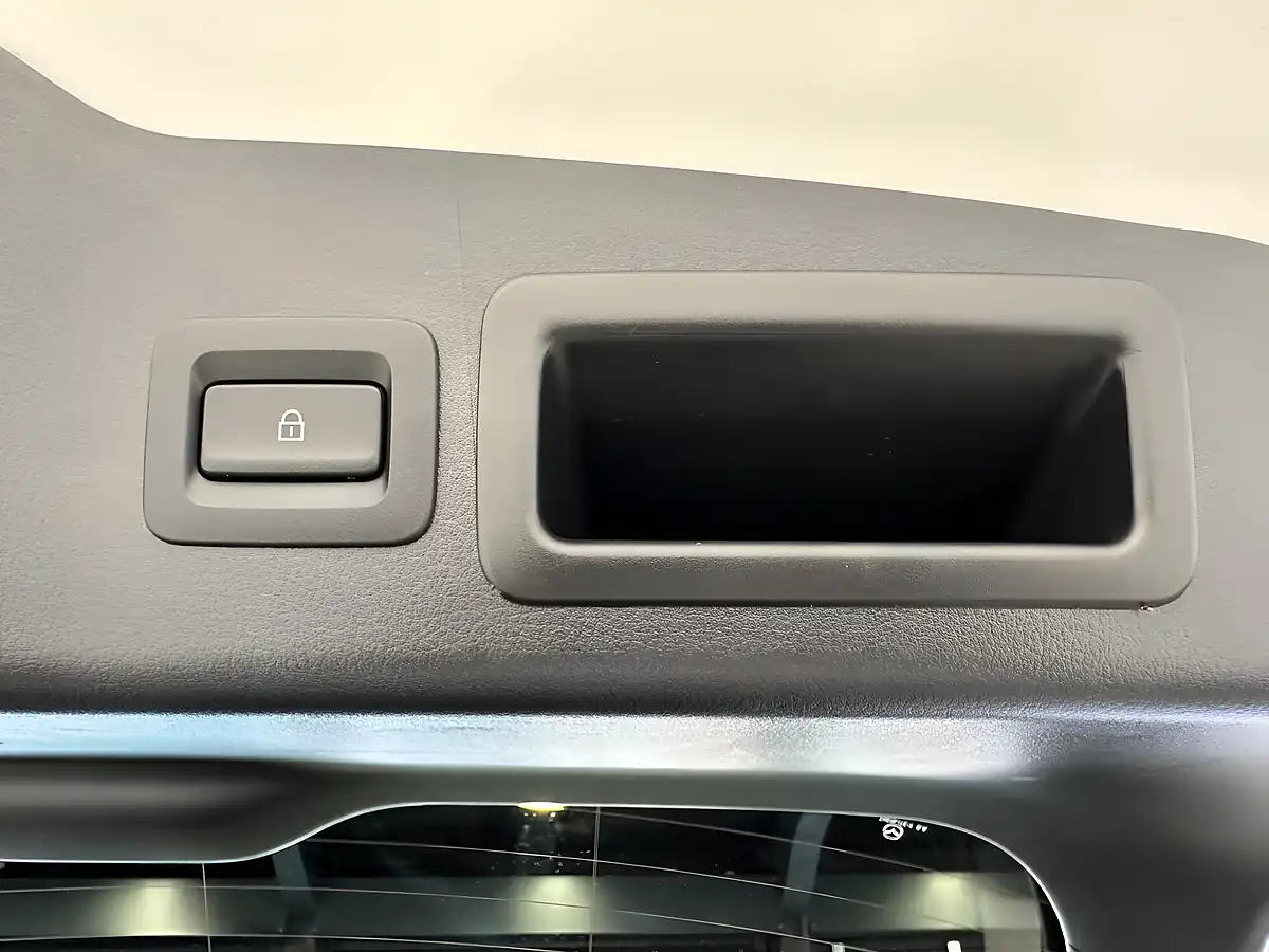 Used 2021 Mazda Mazda3 100th Anniversary Edition Snowflake White Pearl - Interior and Exterior details 11
