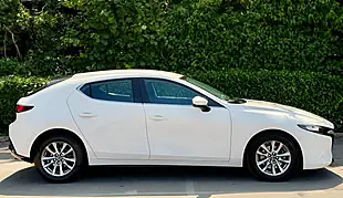 Used 2021 Mazda Mazda3 Se-L White - Interior and Exterior details 10