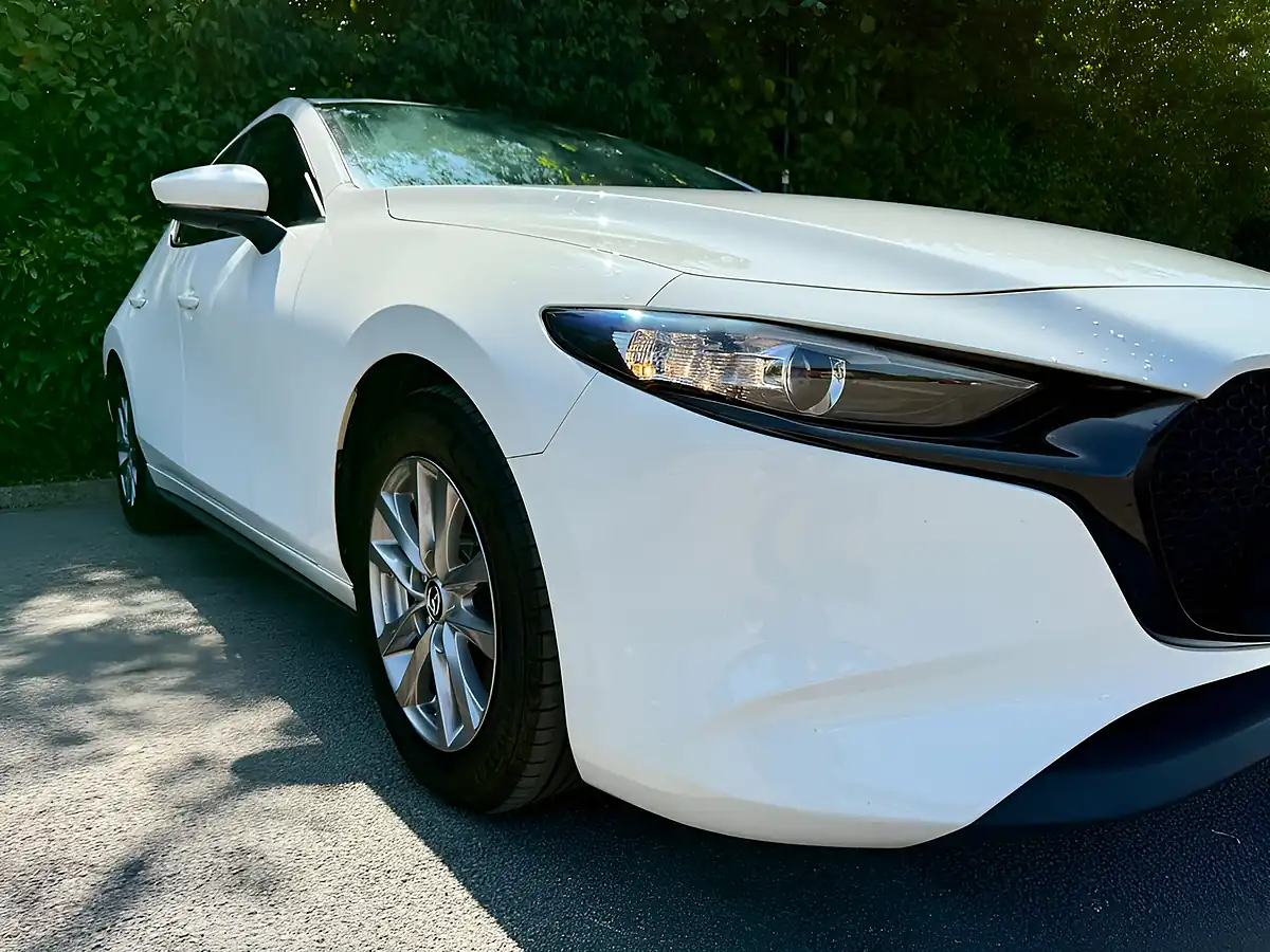 Used 2021 Mazda Mazda3 Se-L White - Interior and Exterior details 11