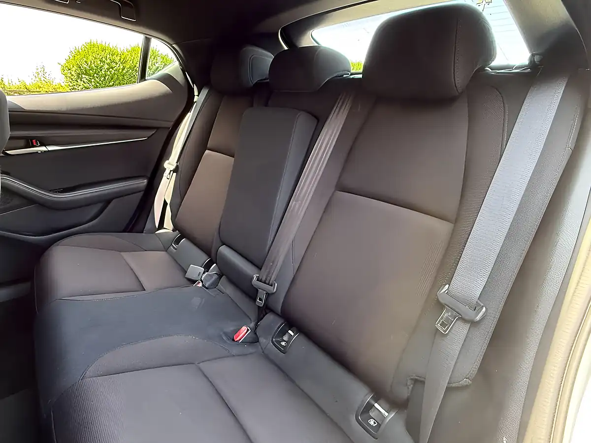 Used 2021 Mazda Mazda3 Se-L White - Interior and Exterior details 14