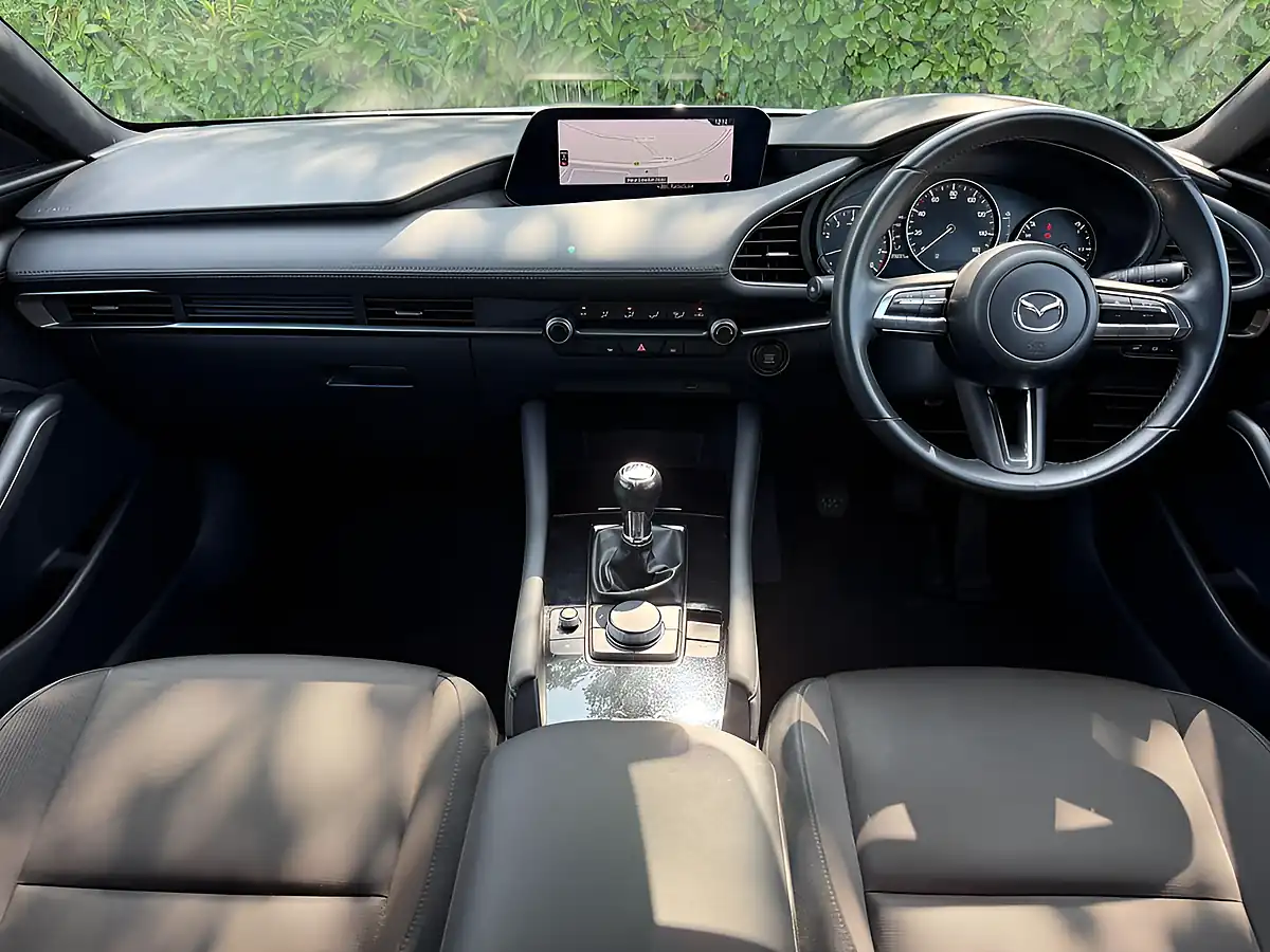 Used 2021 Mazda Mazda3 Se-L White - Interior and Exterior details 15