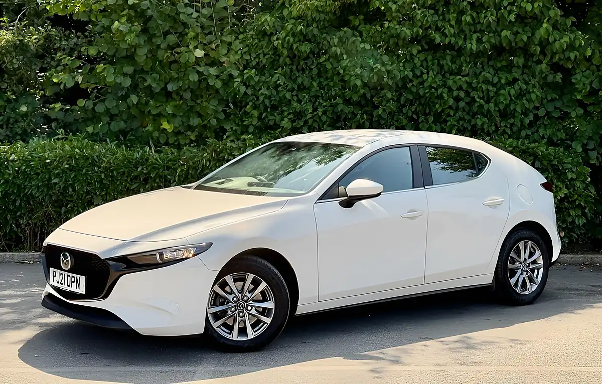Used 2021 Mazda Mazda3 Se-L White - Interior and Exterior details 2