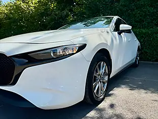 Used 2021 Mazda Mazda3 Se-L White - Interior and Exterior details 5
