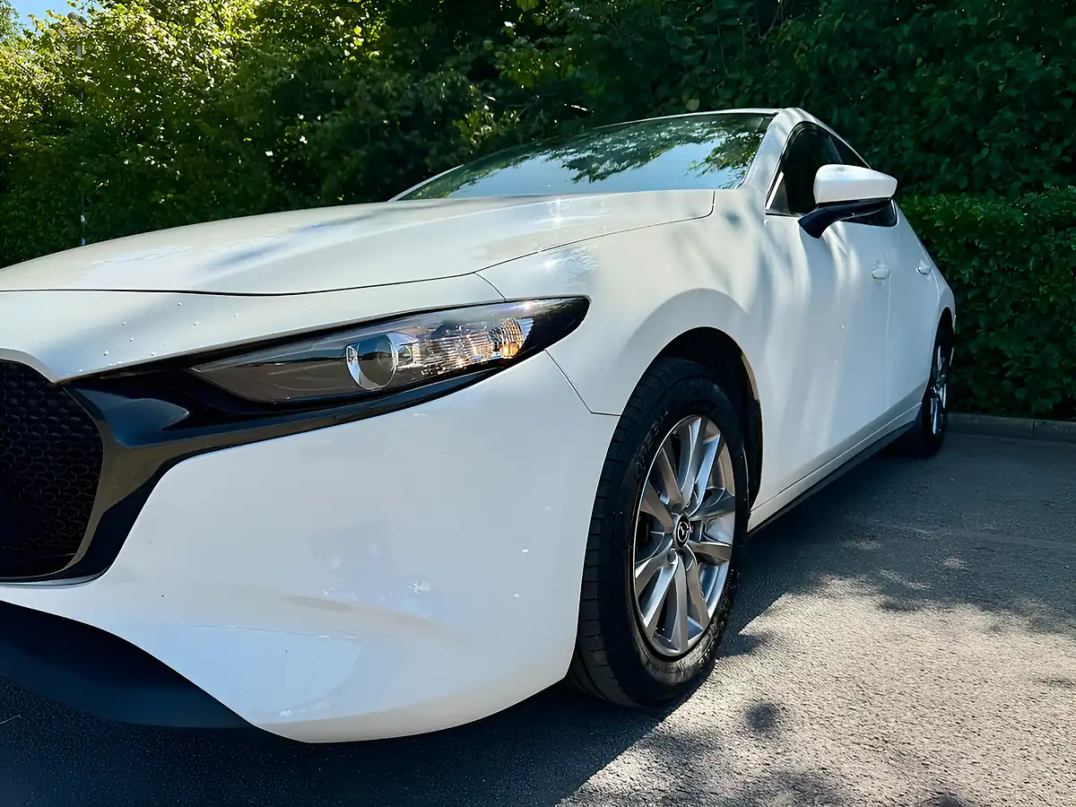 Used 2021 Mazda Mazda3 Se-L White - Interior and Exterior details 5