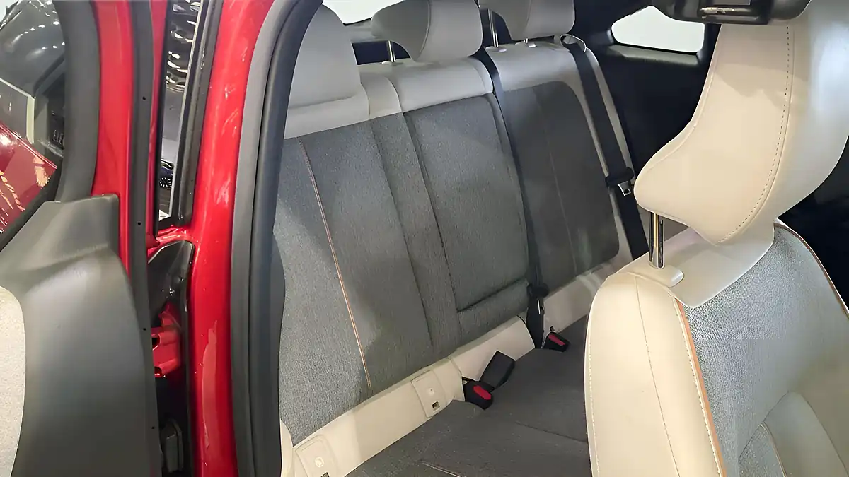 Used 2021 Mazda MX-30 First Edition Red - Interior and Exterior details 10