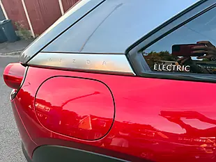 Used 2021 Mazda MX-30 First Edition Red - Interior and Exterior details 4