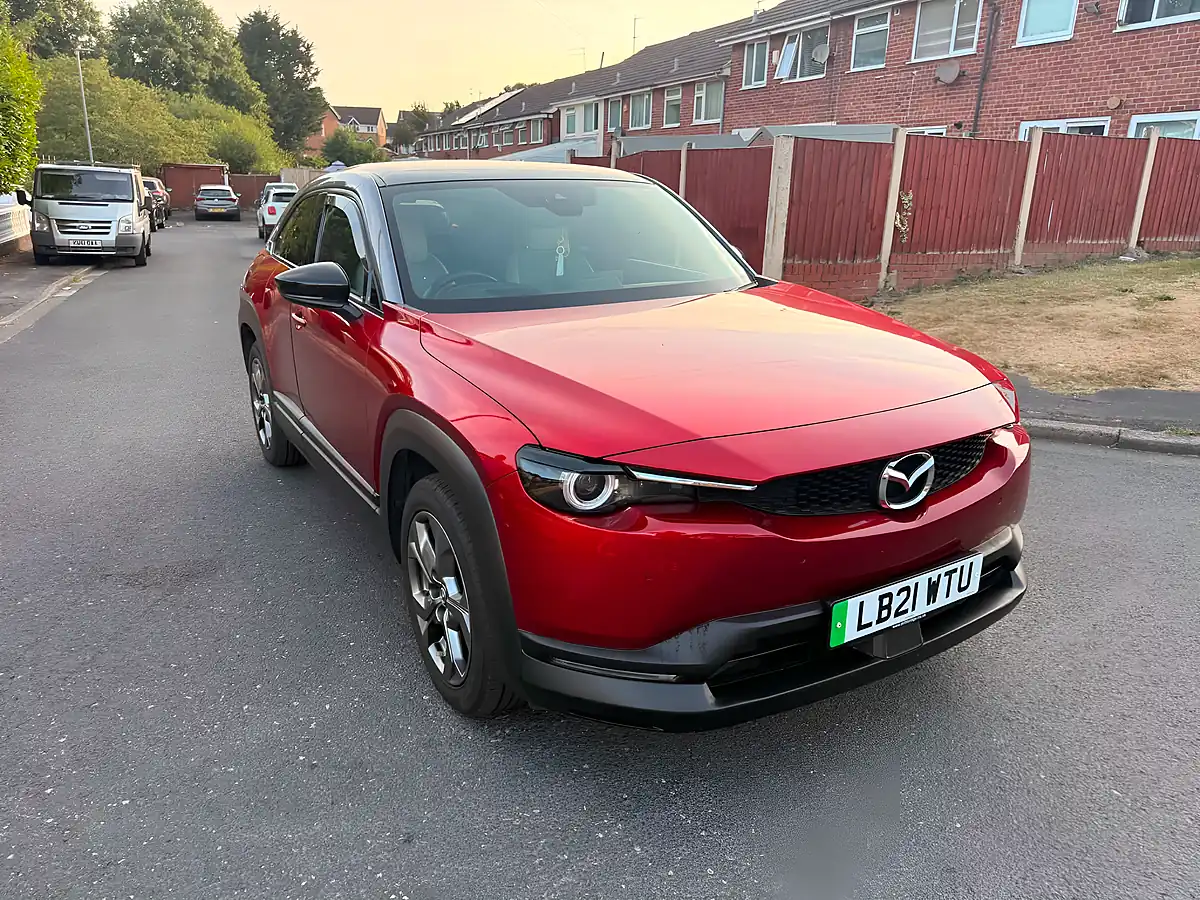 Used 2021 Mazda MX-30 First Edition Red - Interior and Exterior details 6