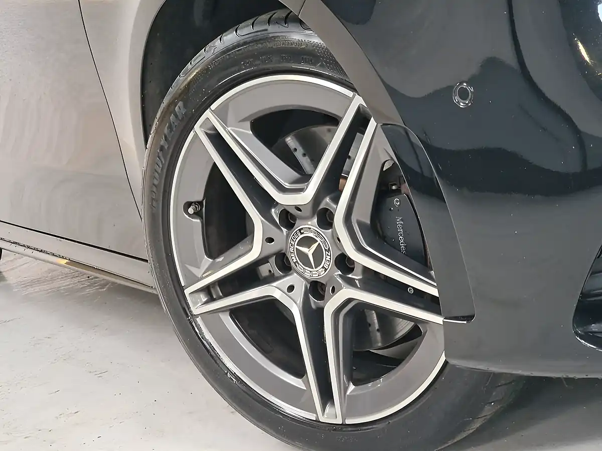 Used 2021 Mercedes-Benz a-Class AMG Line Premium 2 Cosmos Black - Interior and Exterior details 11