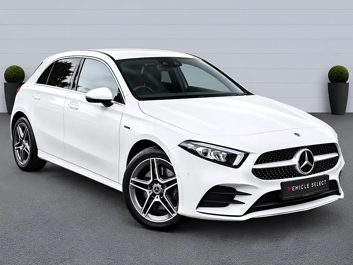 Used 2021 Mercedes-Benz a Class AMG Line White - Front View