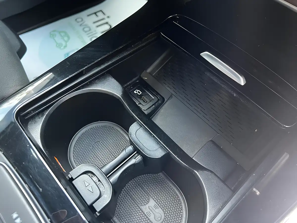 Used 2021 Mercedes-Benz a Class Exclusive Edition White - Interior and Exterior details 11