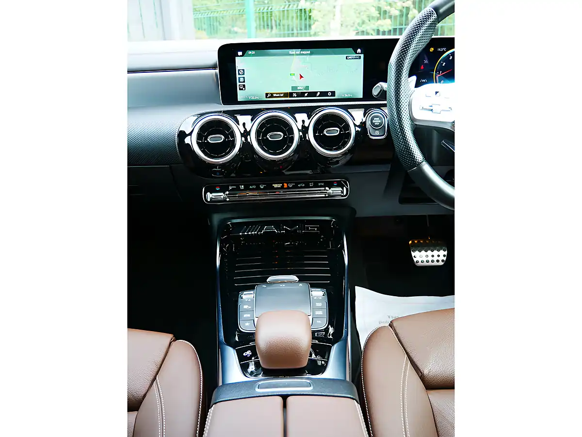 Used 2021 Mercedes-Benz a Class Executive Sun Yellow Gloss - Interior and Exterior details 15