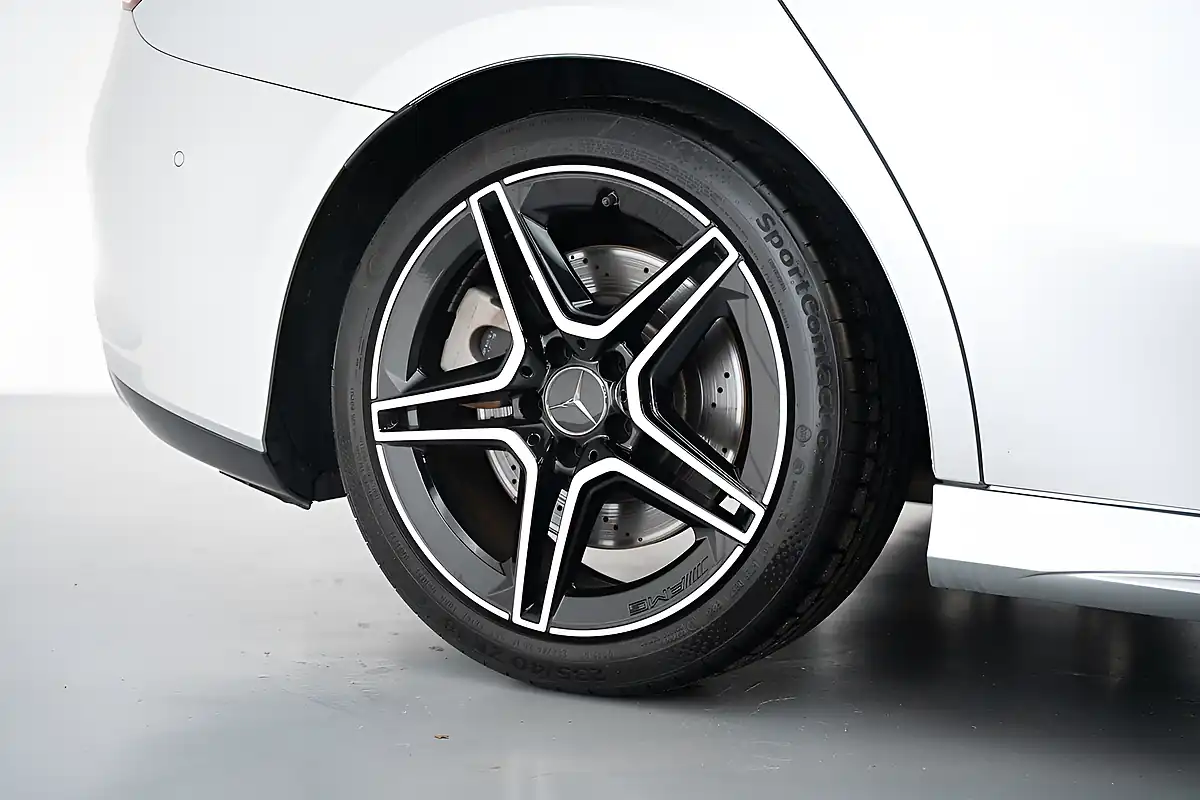 Used 2021 Mercedes-Benz a Class Premium Plus White - Interior and Exterior details 15