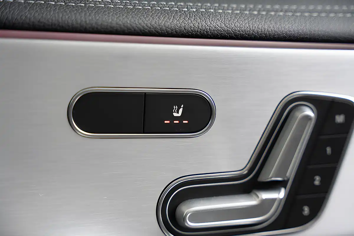 Used 2021 Mercedes-Benz a Class Premium Plus White - Interior and Exterior details 17