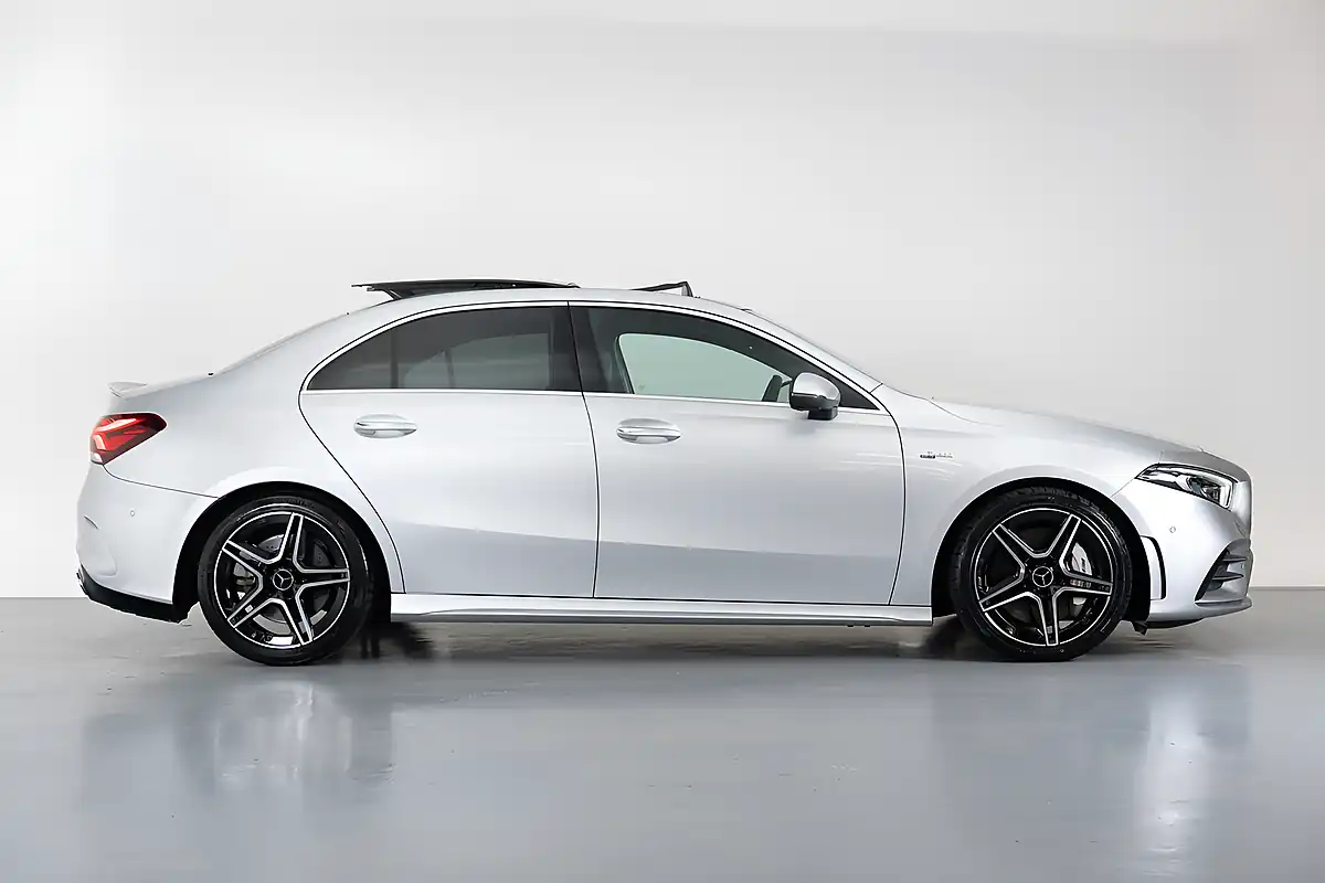 Used 2021 Mercedes-Benz a Class Premium Plus White - Interior and Exterior details 6