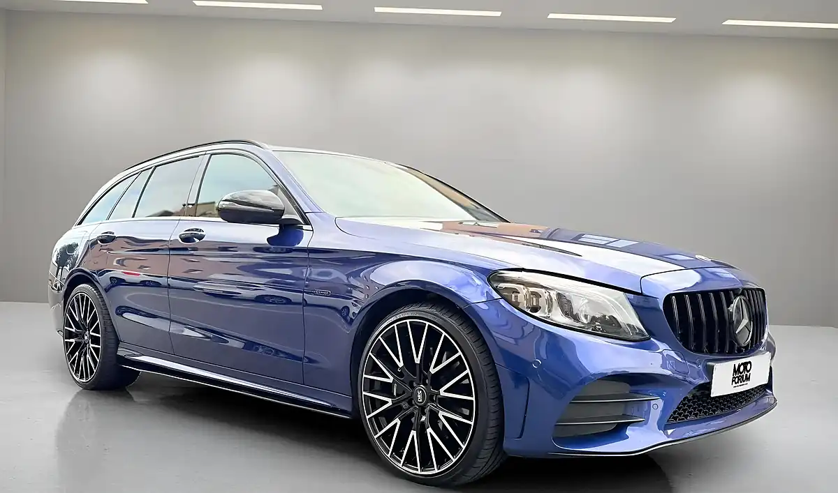 Used 2021 Mercedes-Benz C Class AMG Line Night Edition Premium Plus Blue - Interior and Exterior details 3