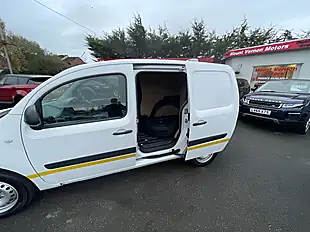Used 2021 Mercedes-Benz Citan Pure L2 White - Interior and Exterior details 17