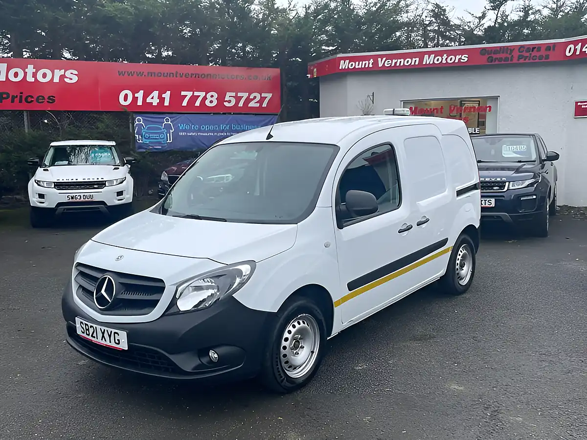 Used 2021 Mercedes-Benz Citan Pure L2 White - Interior and Exterior details 4
