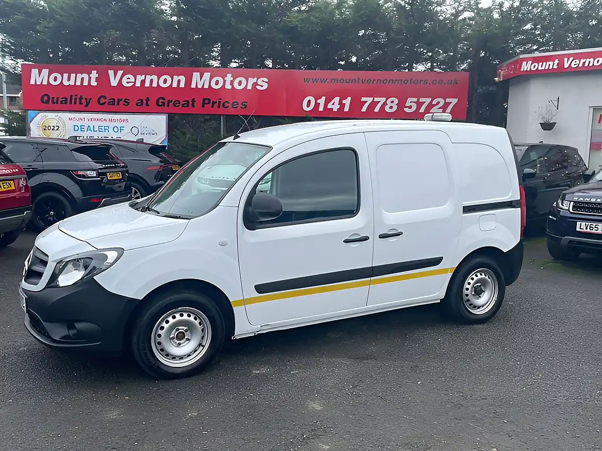 Used 2021 Mercedes-Benz Citan Pure L2 White - Interior and Exterior details 5
