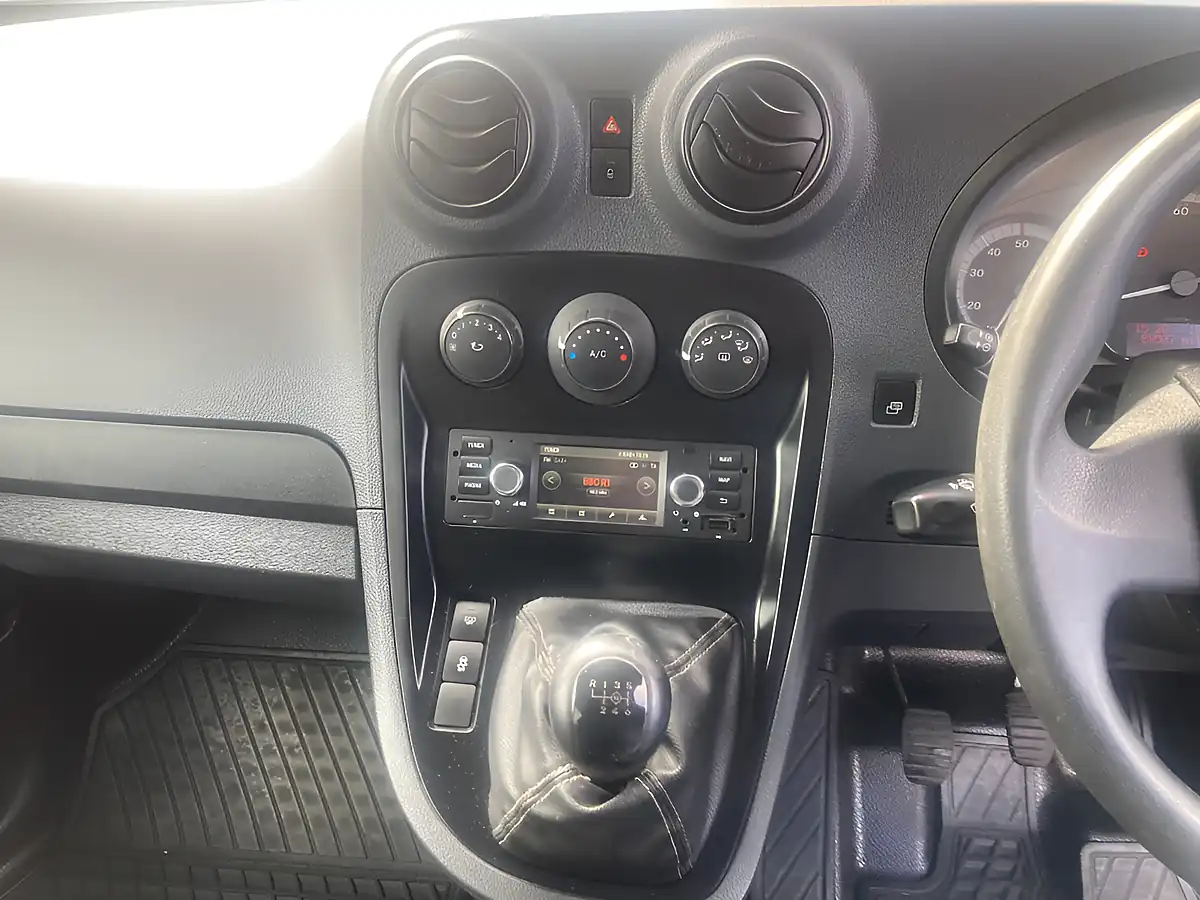 Used 2021 Mercedes-Benz Citan Pure L2 White - Interior and Exterior details 9