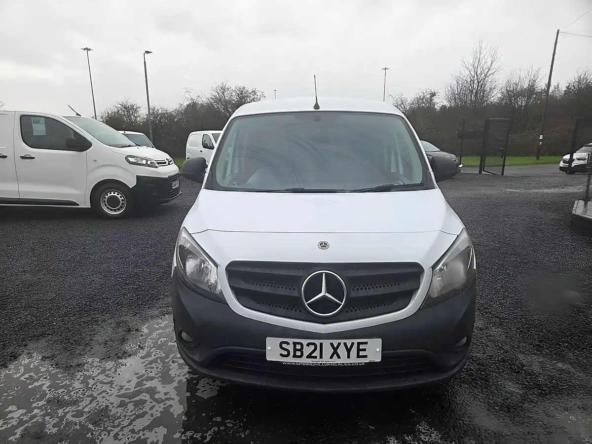 Used 2021 Mercedes-Benz Citan Pure L2 White - Interior and Exterior details 13