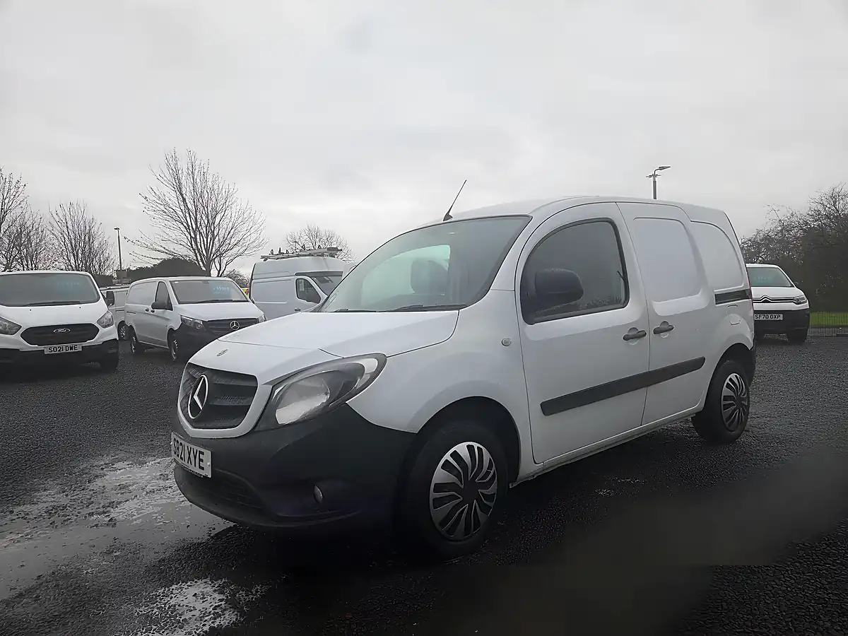 Used 2021 Mercedes-Benz Citan Pure L2 White - Interior and Exterior details 6