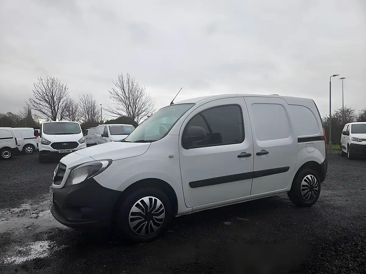 Used 2021 Mercedes-Benz Citan Pure L2 White - Interior and Exterior details 7