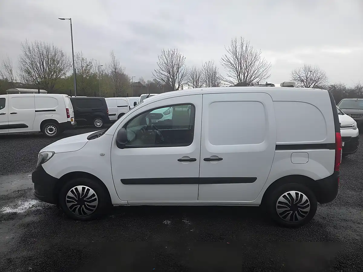Used 2021 Mercedes-Benz Citan Pure L2 White - Interior and Exterior details 8